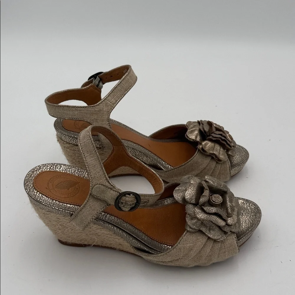 Vintage Elegant Metallic Wedge Sandals leather canvas 7.5 boho casual office Y2K